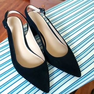 Ann Taylor Brielle Suede Block Heel Slingback Pump 8M